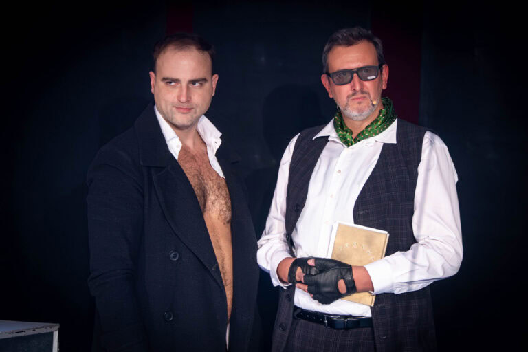 Michal Koleják a Mikuláš Macala v inscenácii Coco Chanel.